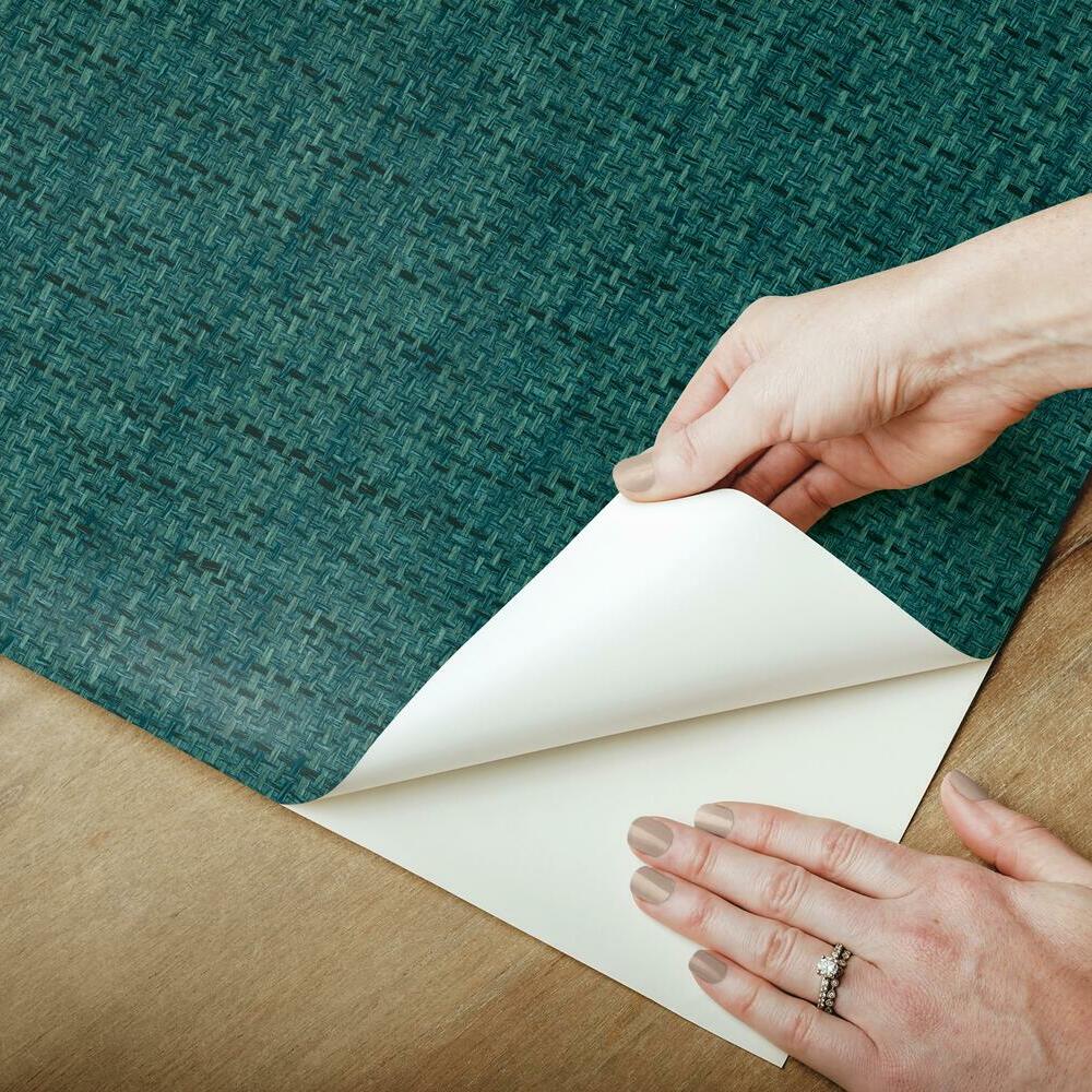 Faux Grasscloth Weave Peel and Stick Wallpaper