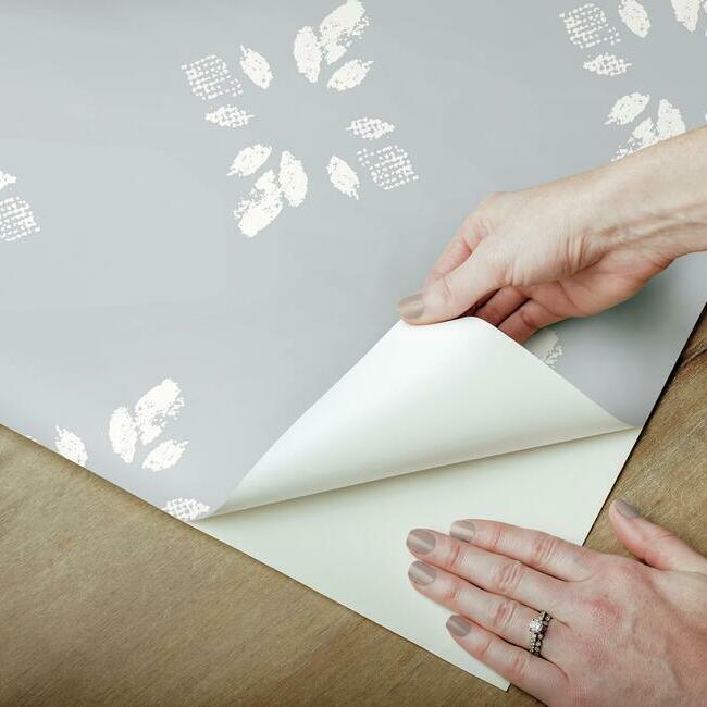 Rose Lindo Pressed Petals Peel & Stick Wallpaper